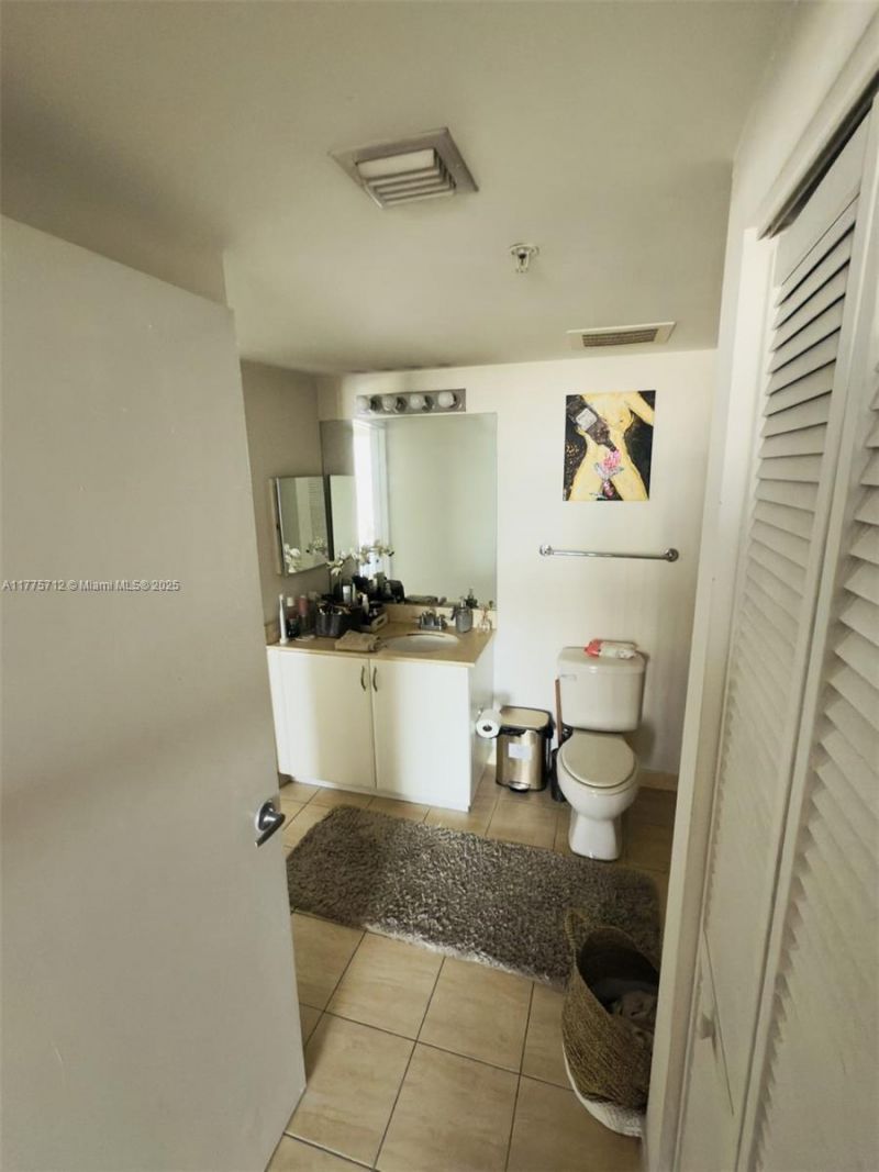 1750 N Bayshore Dr, Unit 1612, Miami, FL 33132 Photo