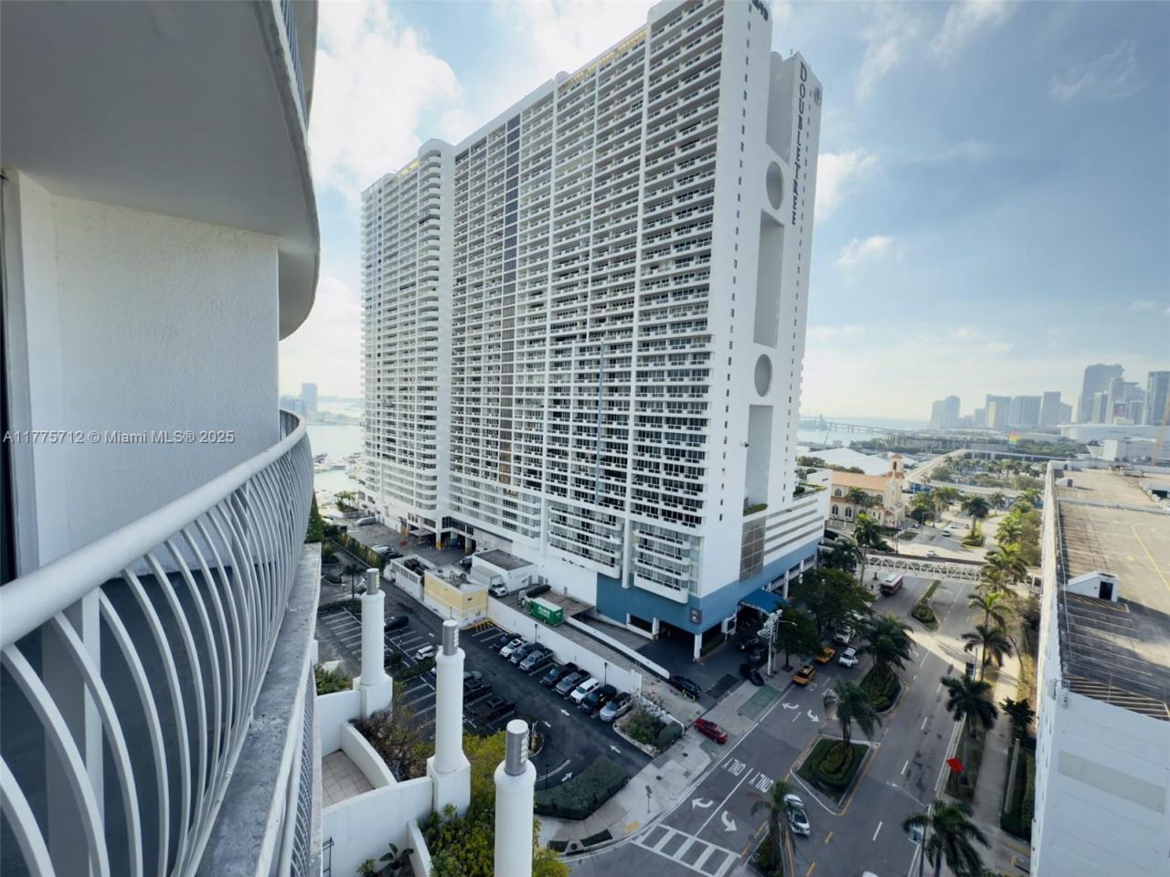 1750 N Bayshore Dr, Unit 1612, Miami, FL 33132 Photo