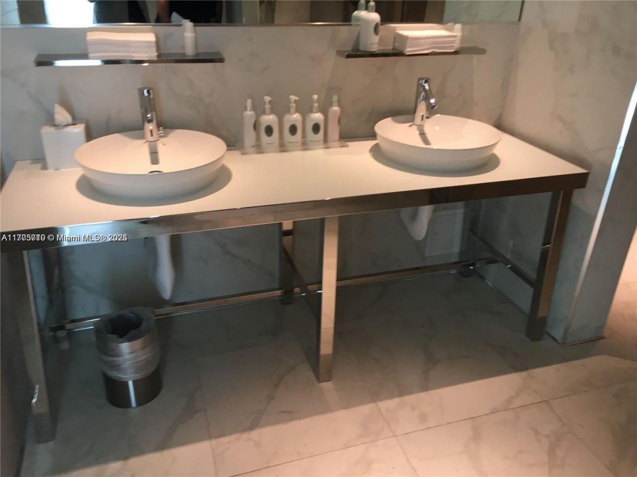 1300 S Miami Ave, Unit 4411, Miami, FL 33130 Photo