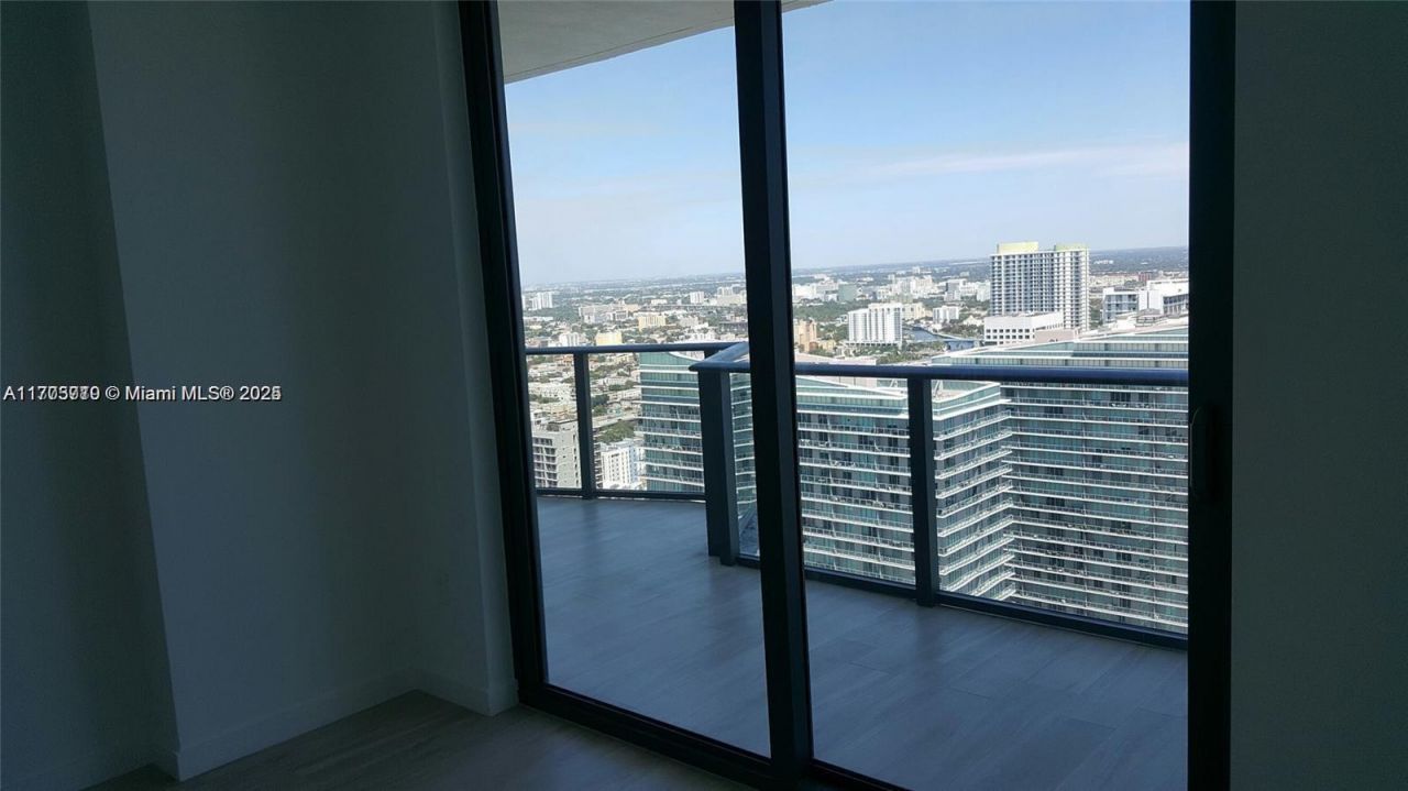 1300 S Miami Ave, Unit 4411, Miami, FL 33130 Photo