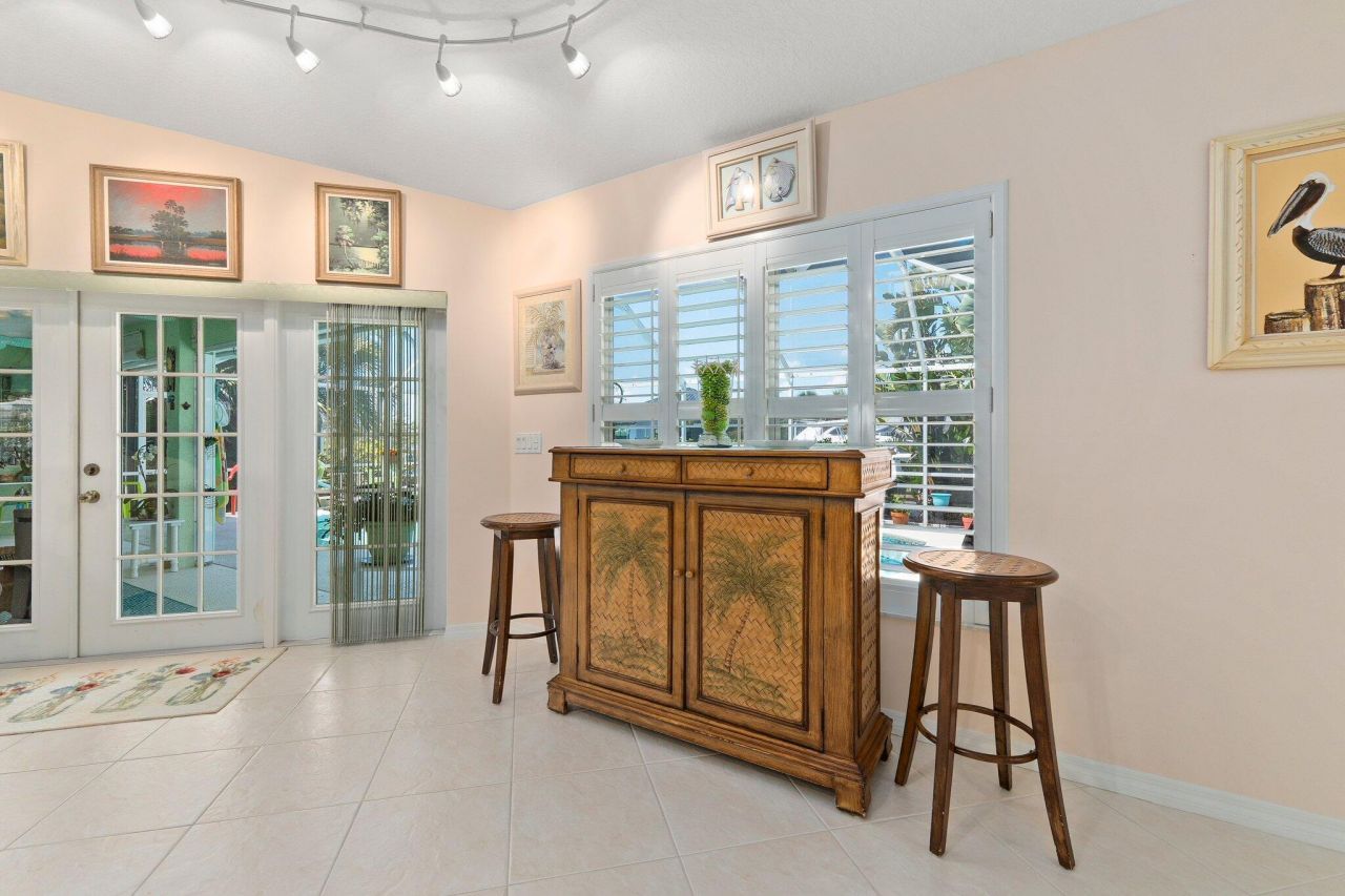 139 Commonwealth Court, Hutchinson Island, FL 34949 Photo