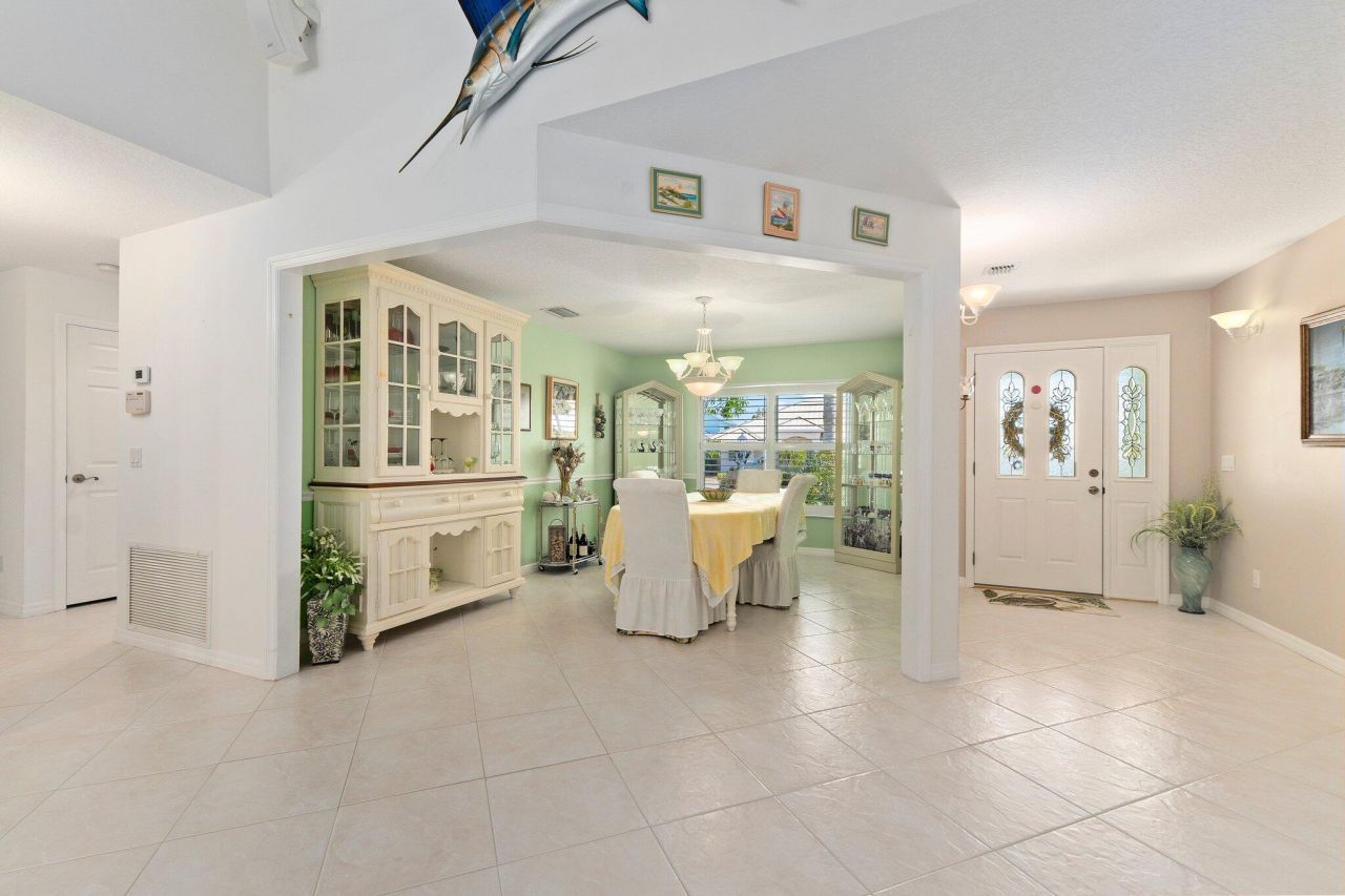 139 Commonwealth Court, Hutchinson Island, FL 34949 Photo