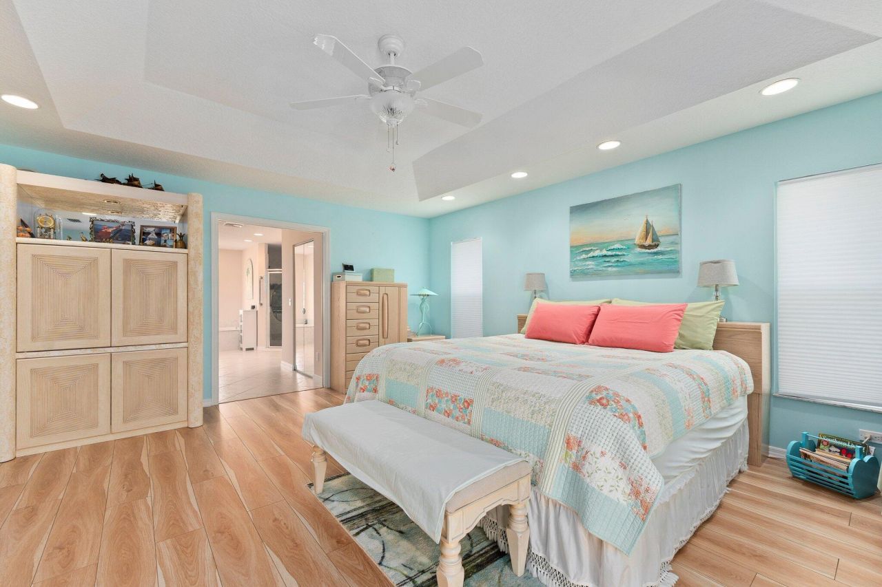 139 Commonwealth Court, Hutchinson Island, FL 34949 Photo