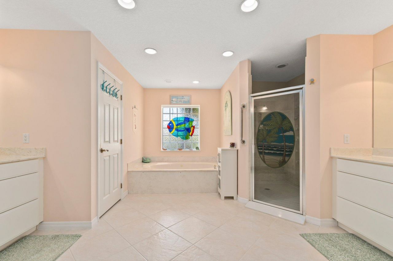 139 Commonwealth Court, Hutchinson Island, FL 34949 Photo