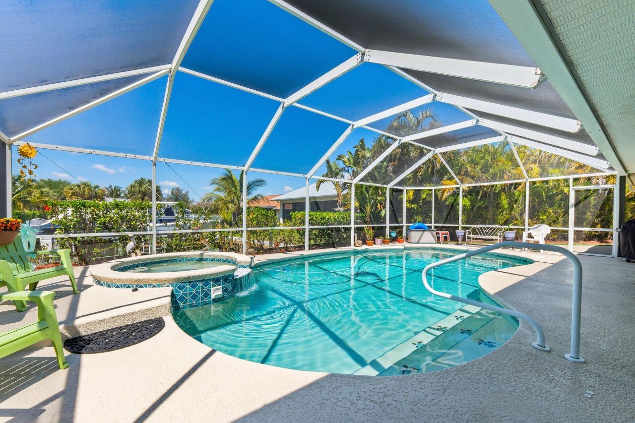139 Commonwealth Court, Hutchinson Island, FL 34949 Photo