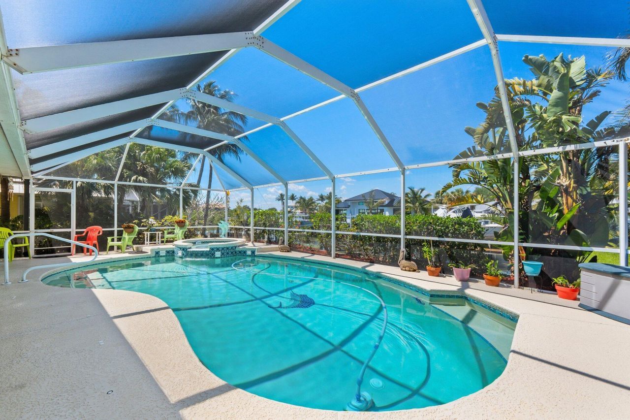 139 Commonwealth Court, Hutchinson Island, FL 34949 Photo