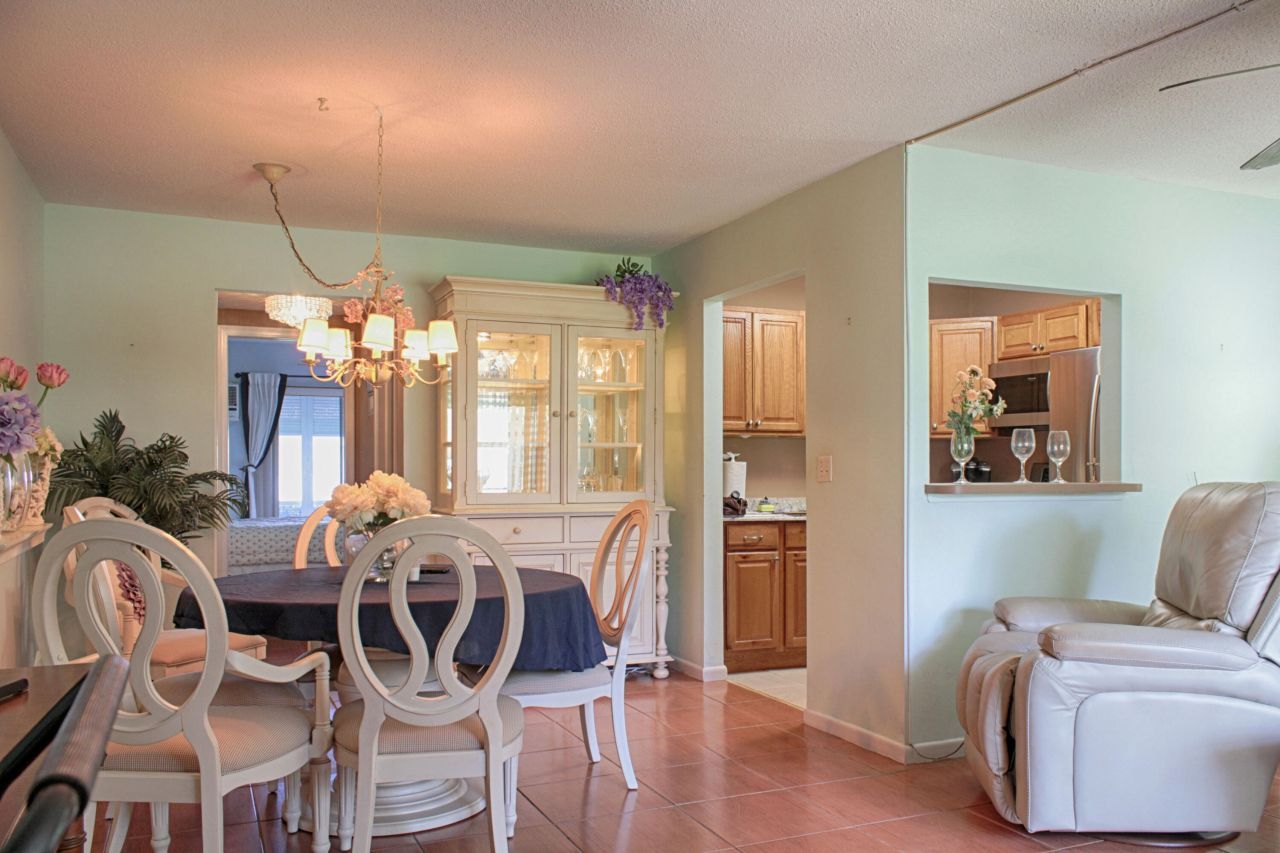 880 Horizons W, Unit 102, Boynton Beach, FL 33435 Photo