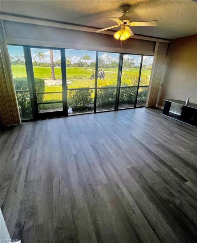 5765 Trailwinds Dr, Unit 115, Fort Myers, FL 33907 Photo