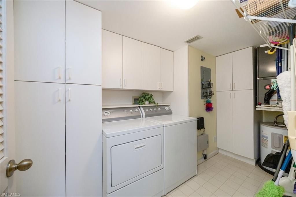 5980 Amherst Dr, Unit D202, Naples, FL 34112 Photo