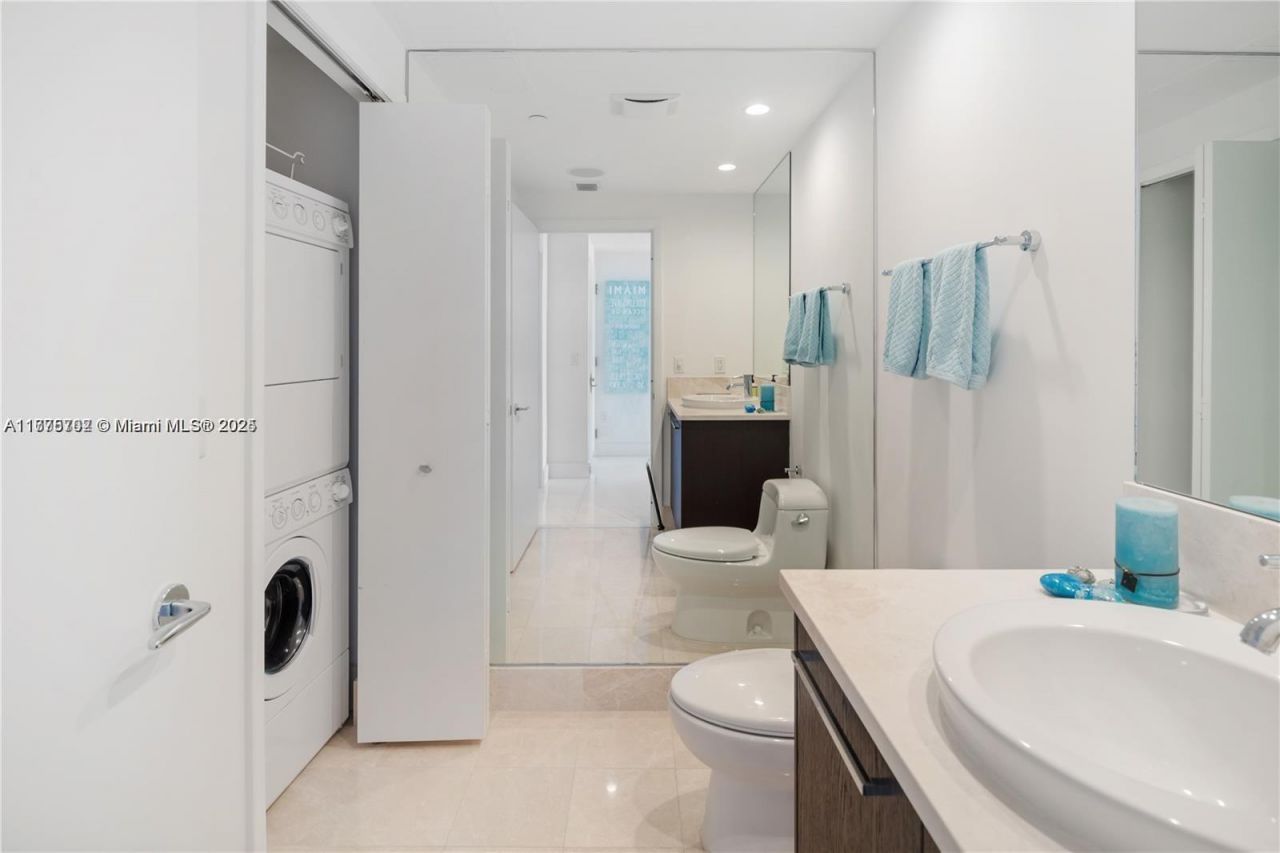 17121 Collins Ave, Unit 1703, Sunny Isles Beach, FL 33160 Photo