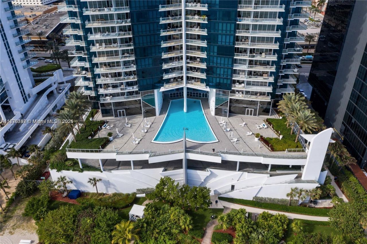 17121 Collins Ave, Unit 1703, Sunny Isles Beach, FL 33160 Photo