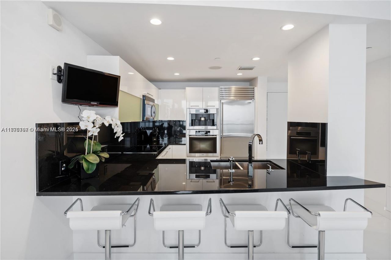 17121 Collins Ave, Unit 1703, Sunny Isles Beach, FL 33160 Photo