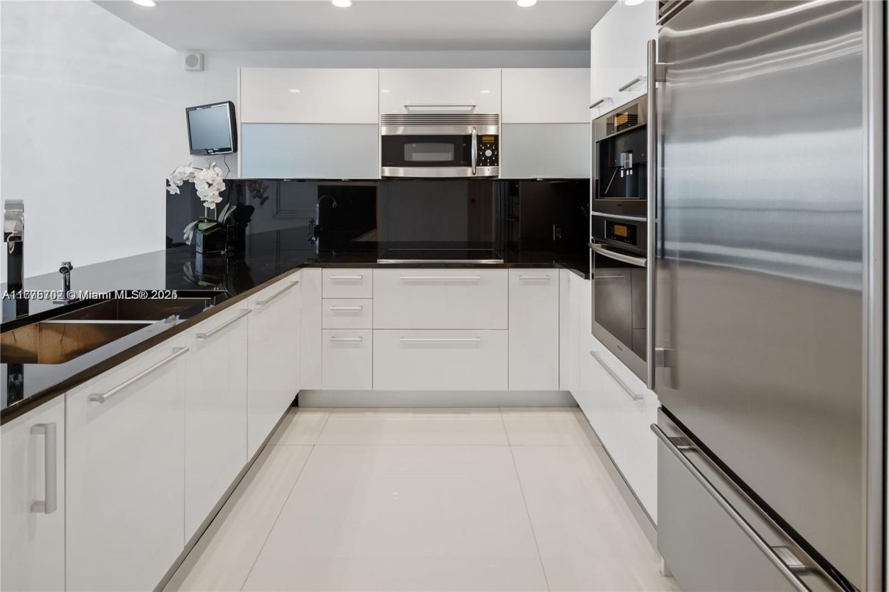 17121 Collins Ave, Unit 1703, Sunny Isles Beach, FL 33160 Photo