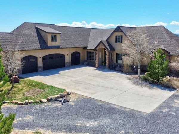 5672 St Charles River Drive, Pueblo, CO 81004