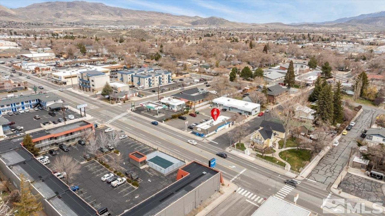 1301 N Carson Avenue, Carson City, NV 89701 Photo