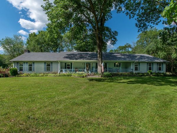 9786 Hartsville Pike, Lebanon, TN 37087