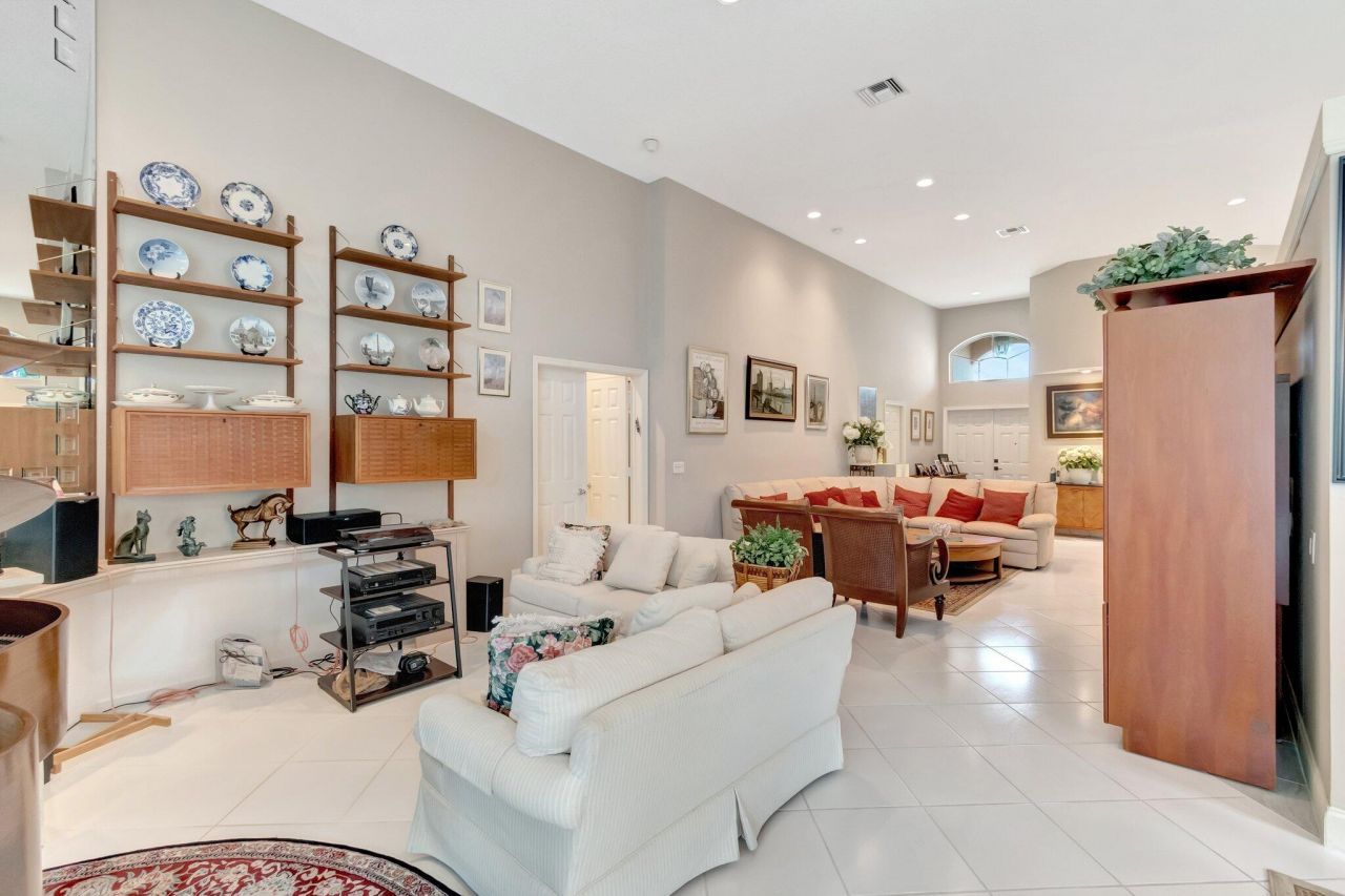 6429 Three Lakes Lane, Boynton Beach, FL 33437 Photo