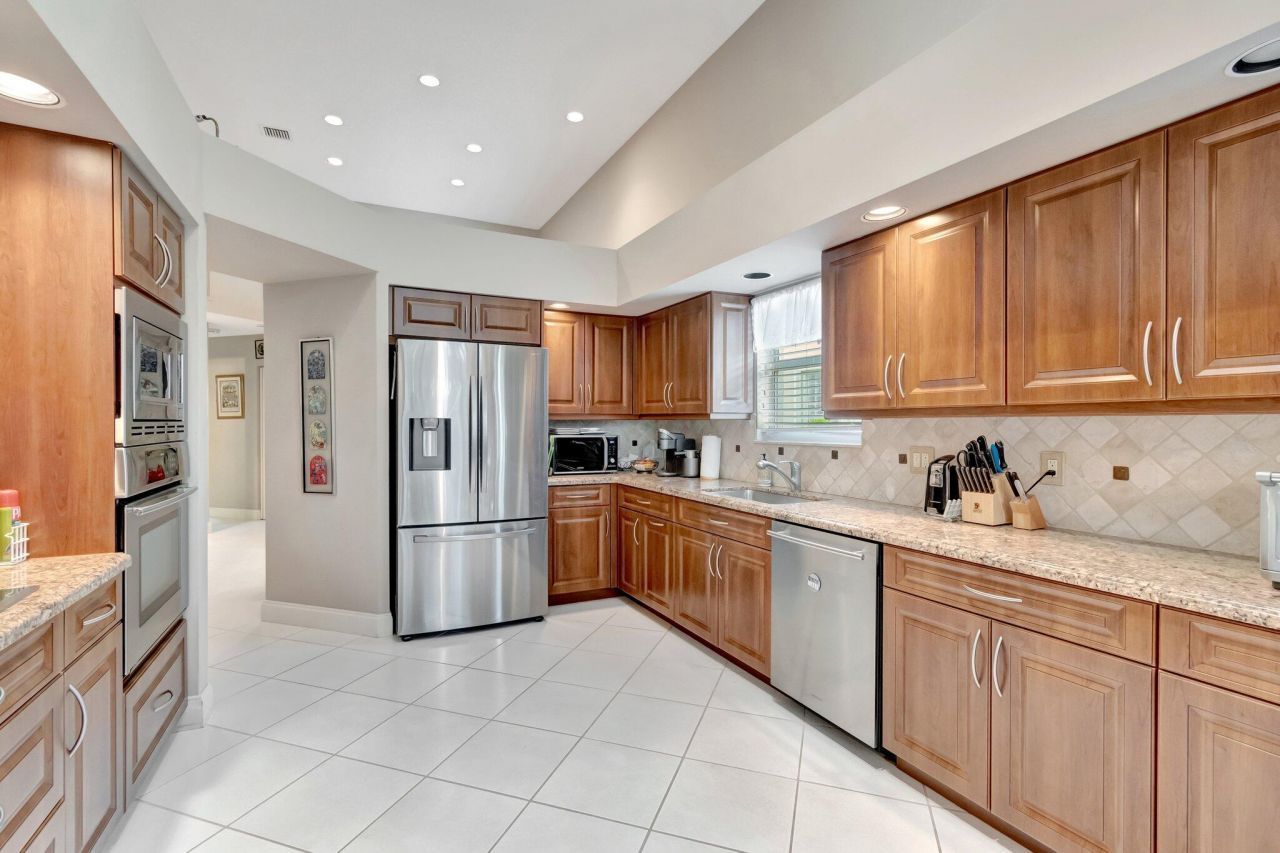 6429 Three Lakes Lane, Boynton Beach, FL 33437 Photo