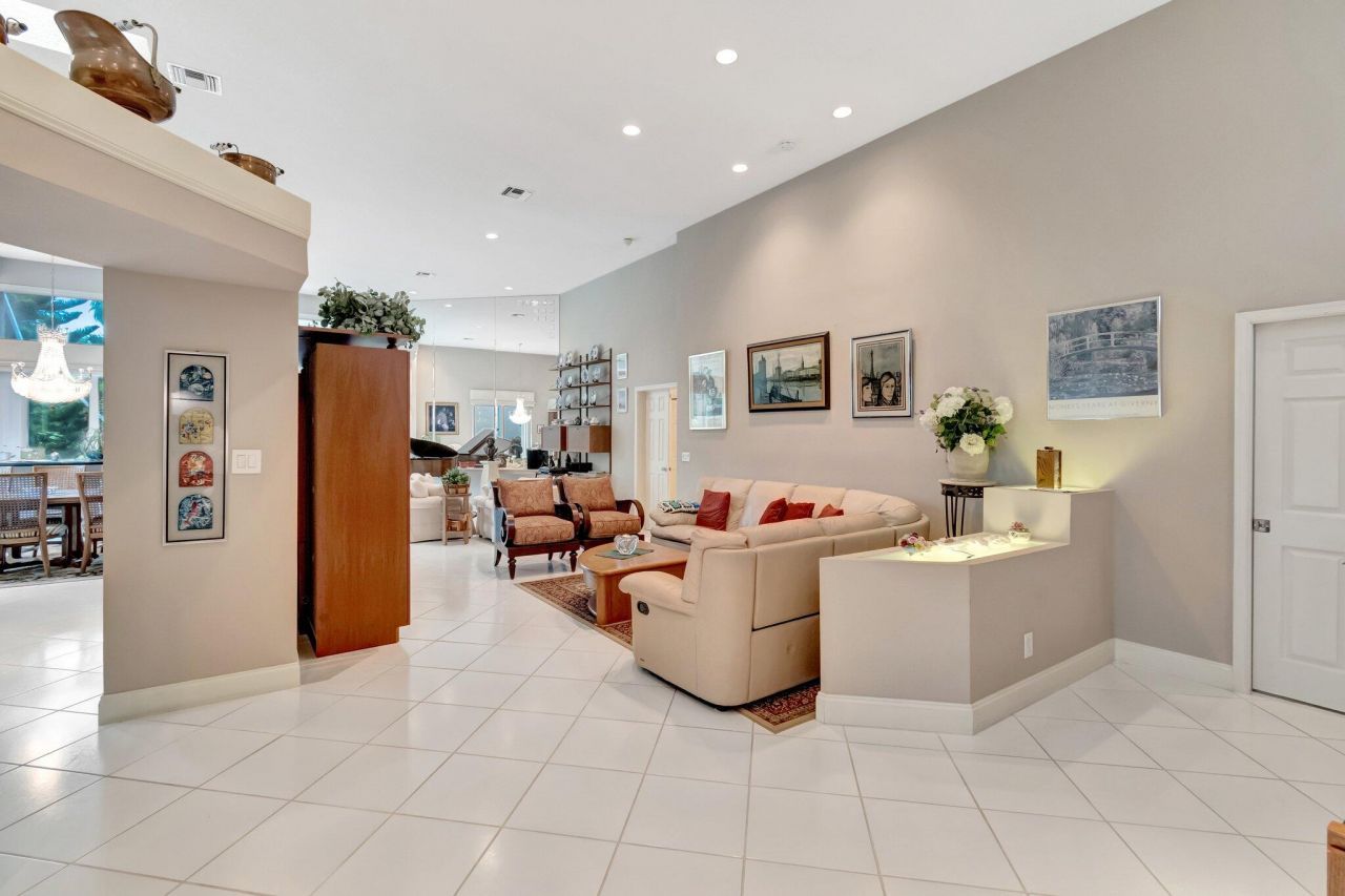 6429 Three Lakes Lane, Boynton Beach, FL 33437 Photo