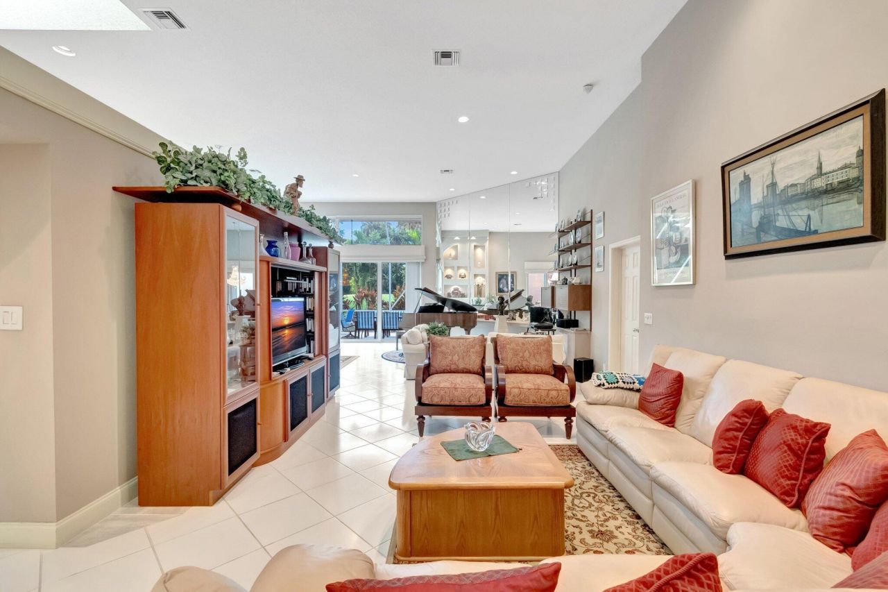 6429 Three Lakes Lane, Boynton Beach, FL 33437 Photo