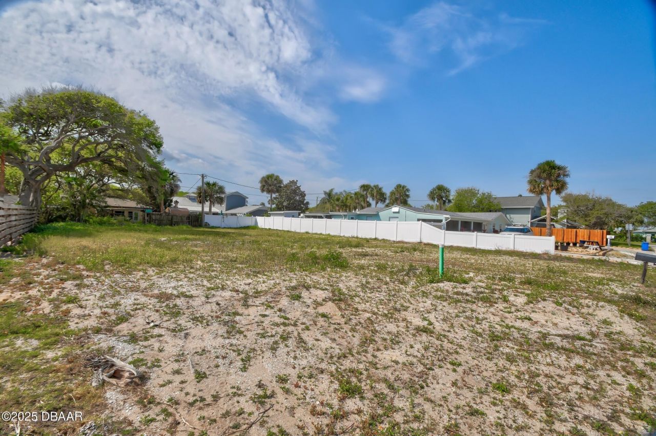 209 Normandy Avenue, New Smyrna Beach, FL 32169 Photo