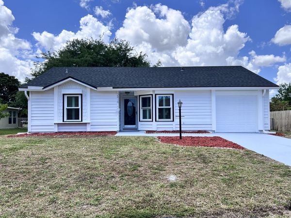 2418 SE Sidonia Street, Port Saint Lucie, FL 34952