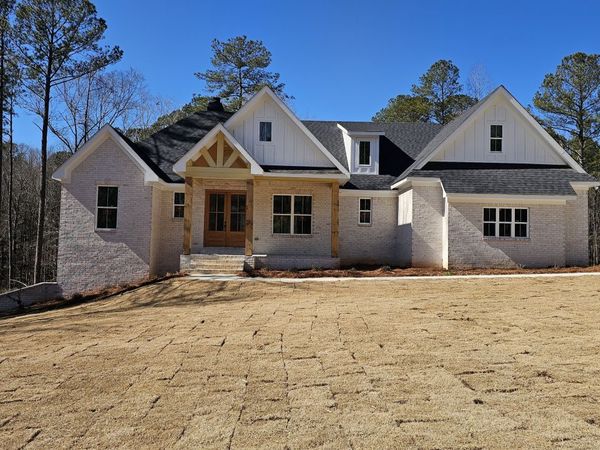 88 Adam Drive, Forsyth, GA 31029