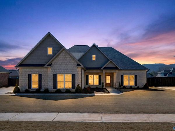 220 Oakland View Drive, Brownsboro, AL 35741