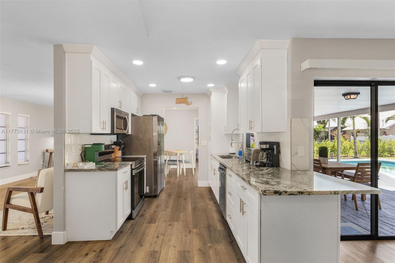 1424 SW 49th Street, Cape Coral, FL 33914 Photo