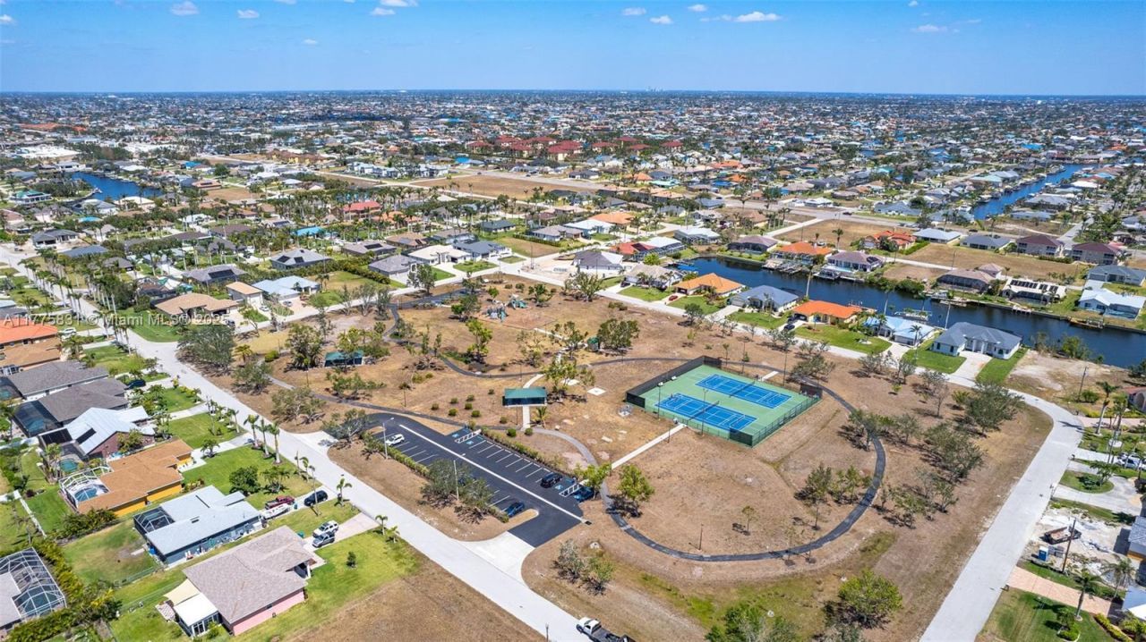 1424 SW 49th Street, Cape Coral, FL 33914 Photo