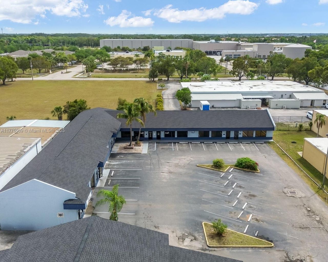 3775 Fowler St, Fort Myers, FL 33901 Photo