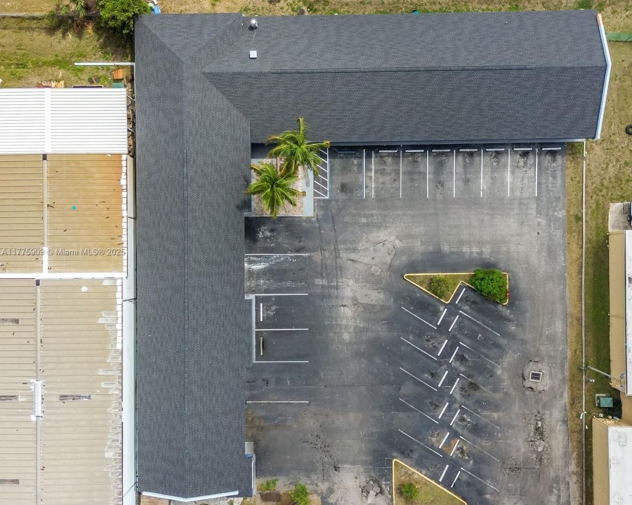 3775 Fowler St, Fort Myers, FL 33901 Photo