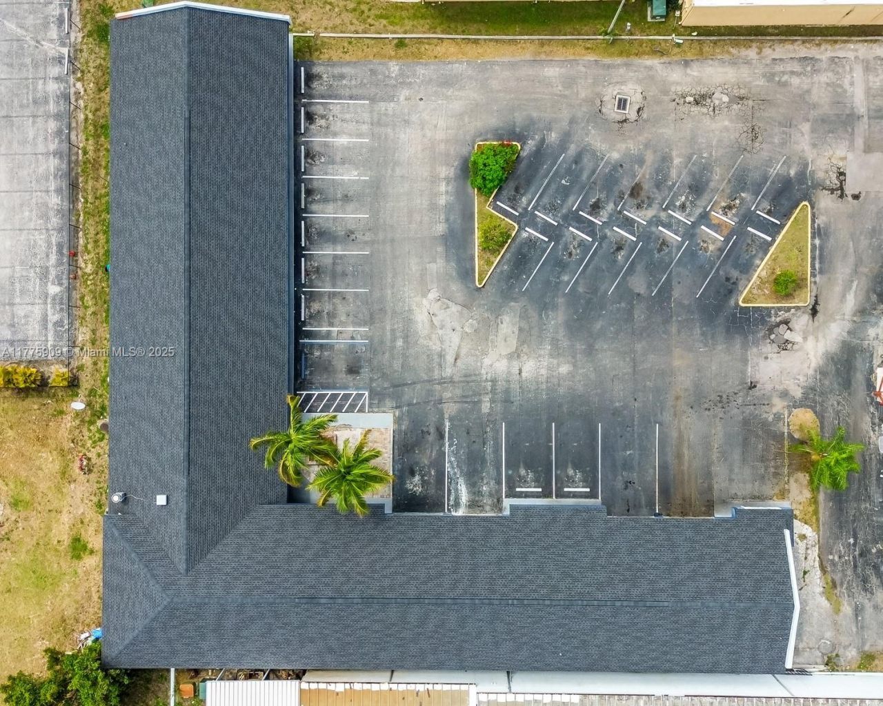 3775 Fowler St, Fort Myers, FL 33901 Photo