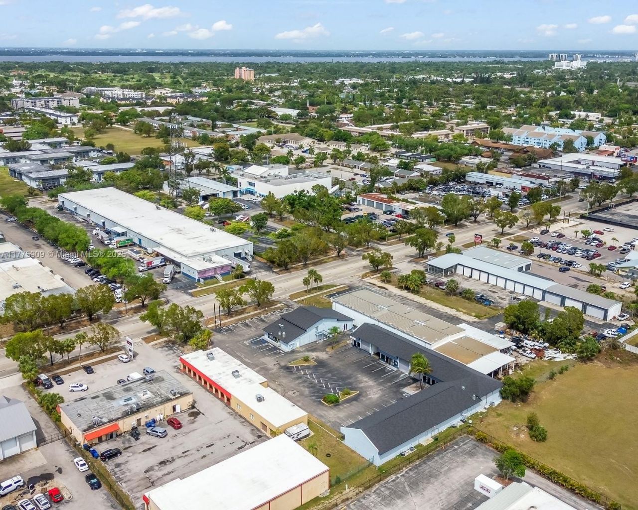 3775 Fowler St, Fort Myers, FL 33901 Photo