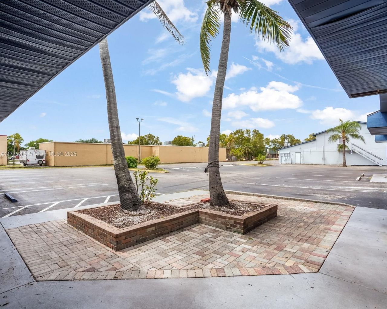 3775 Fowler St, Fort Myers, FL 33901 Photo