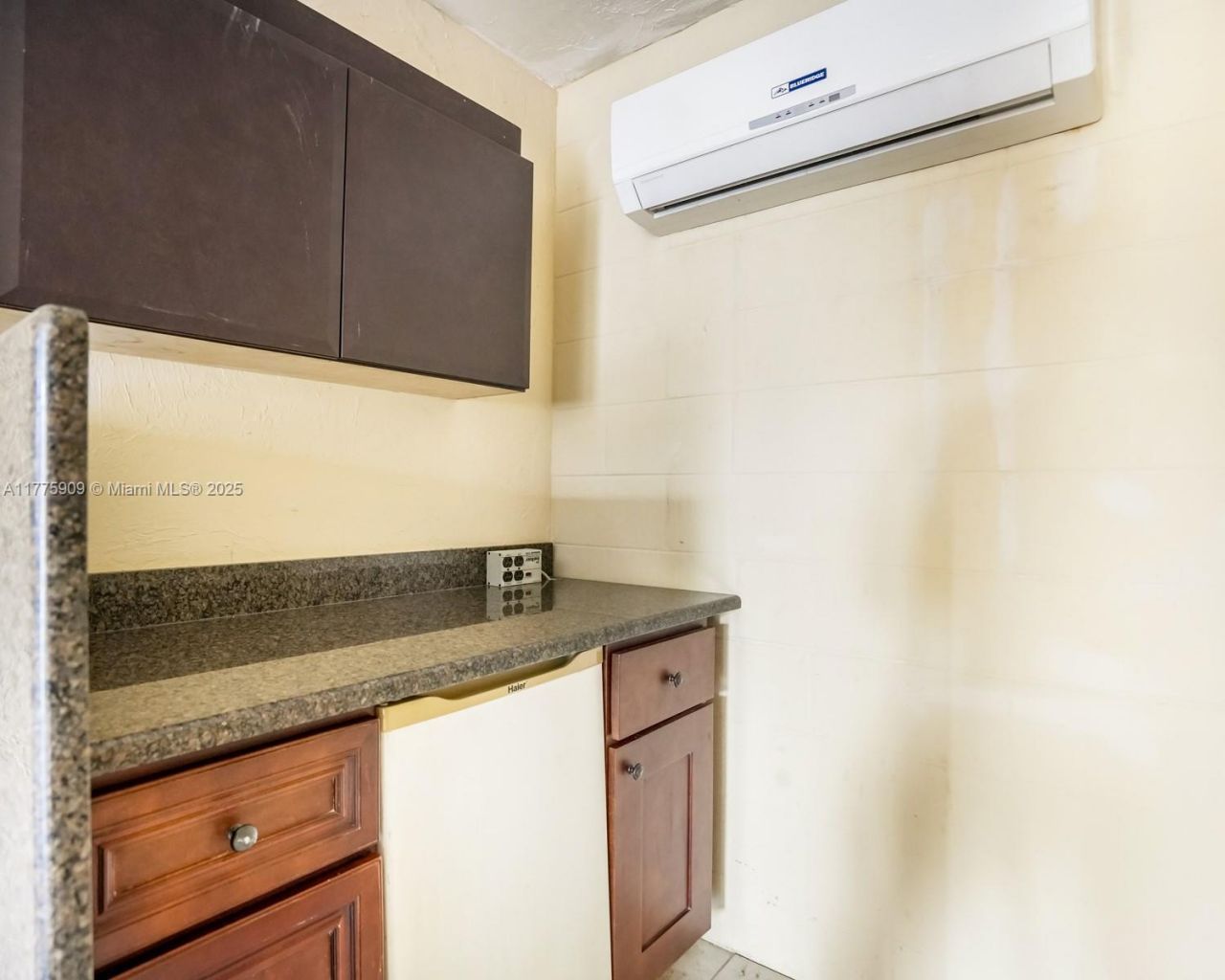 3775 Fowler St, Fort Myers, FL 33901 Photo