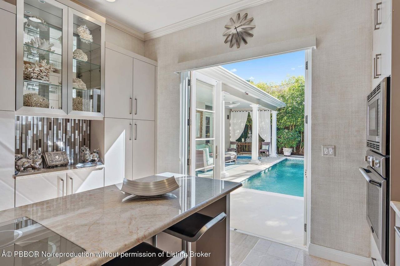 710 N County Road, Palm Beach, FL 33480 Photo