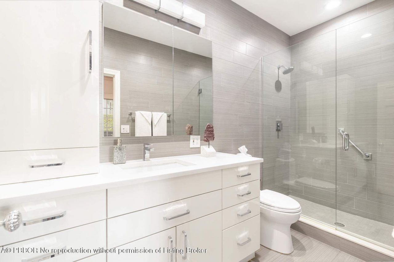 710 N County Road, Palm Beach, FL 33480 Photo