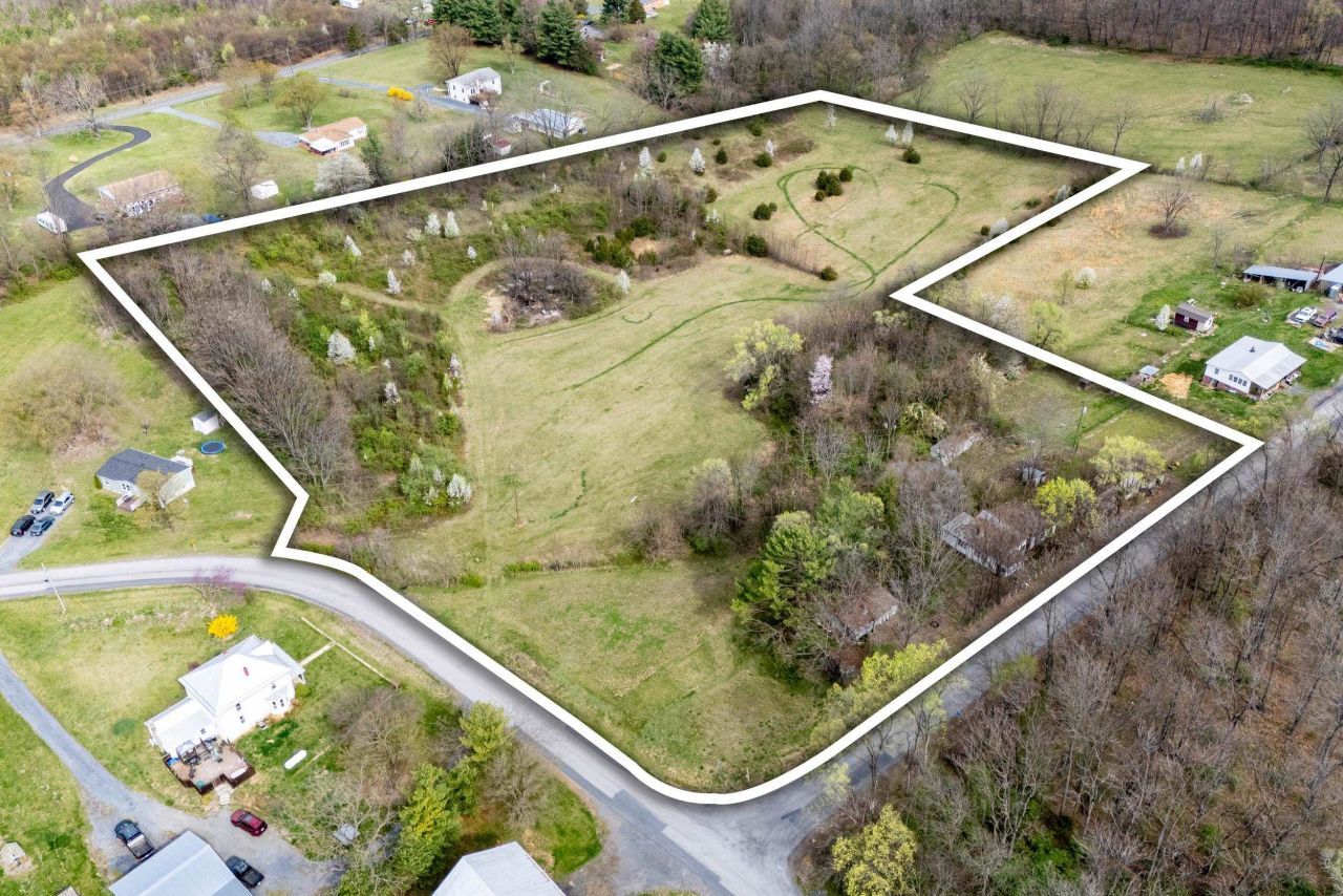 12039 Hupp Rd, Broadway, VA 22815 Main Photo