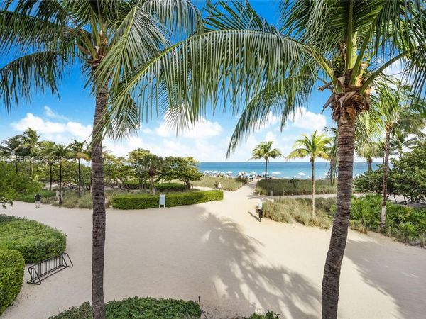 9801 Collins Ave, Unit 11M, Bal Harbour, FL 33154