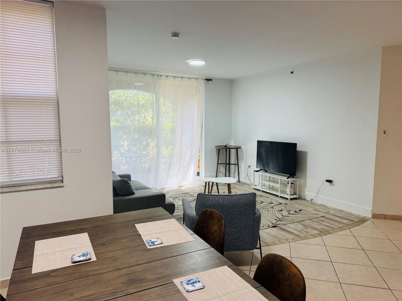 19555 E Country Club Dr, Unit 8108, Aventura, FL 33180 Photo