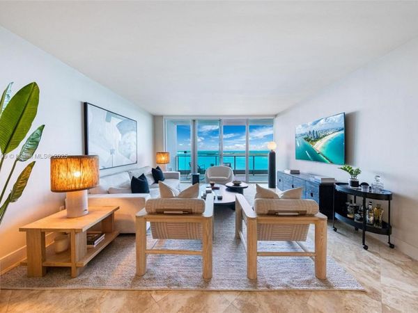1331 Brickell Bay Dr, Unit 3305, Miami, FL 33131