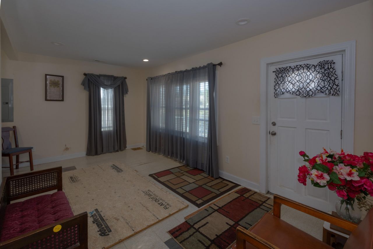 126 N Hwy 52 Photo 35