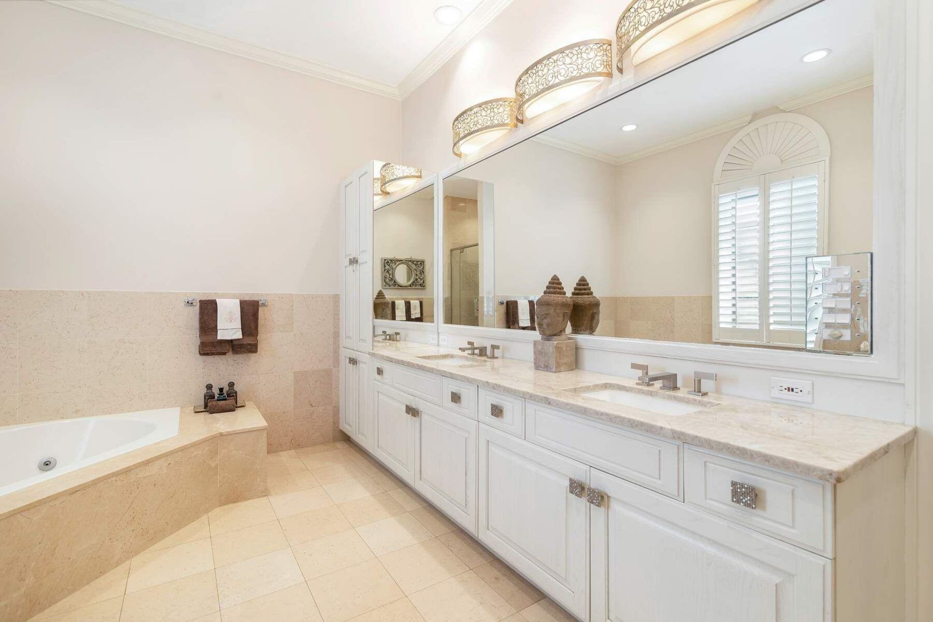 710 N County Road, Palm Beach, FL 33480 Photo