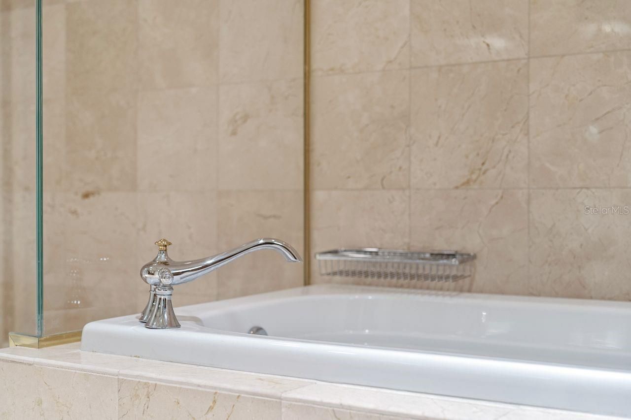 100 S Eola Drive, Unit 119, Orlando, FL 32801 Photo