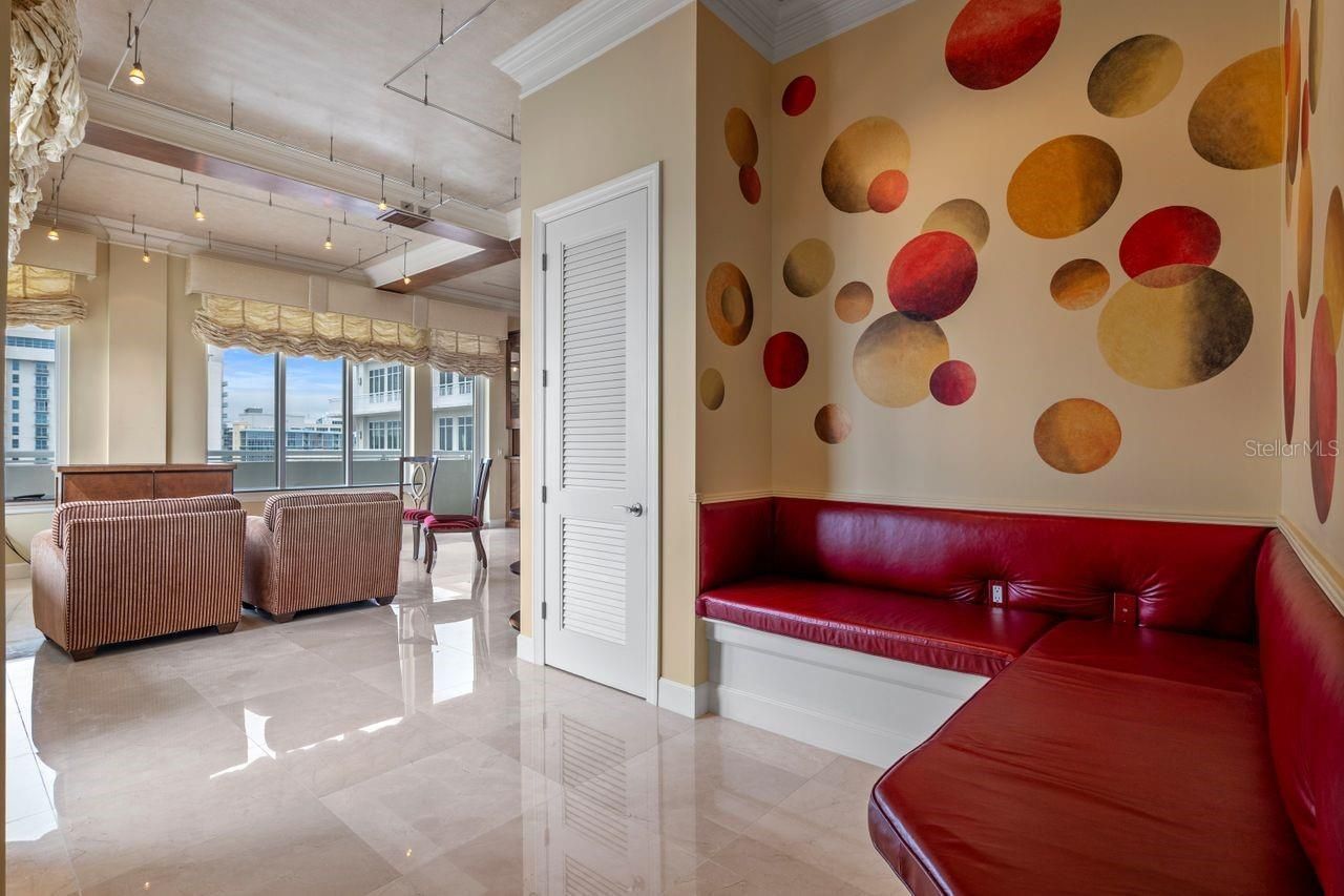 100 S Eola Drive, Unit 119, Orlando, FL 32801 Photo