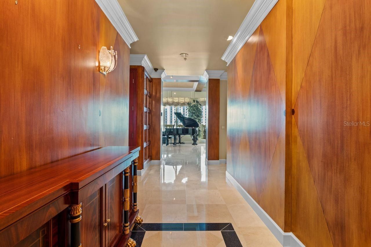 100 S Eola Drive, Unit 119, Orlando, FL 32801 Photo