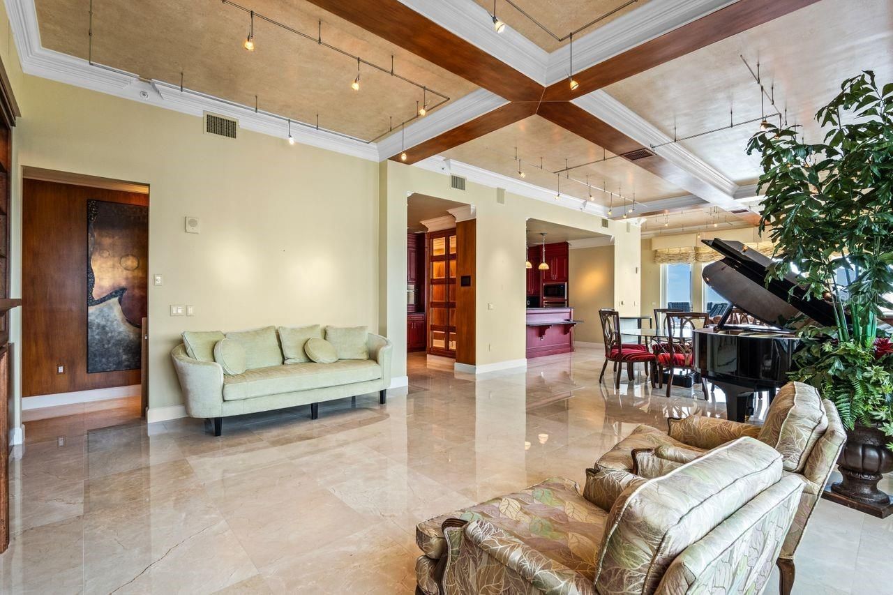 100 S Eola Drive, Unit 119, Orlando, FL 32801 Photo