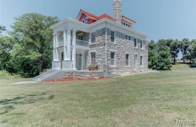 150 Duncan Mansion Drive, Silex, MO 63377 Main Photo