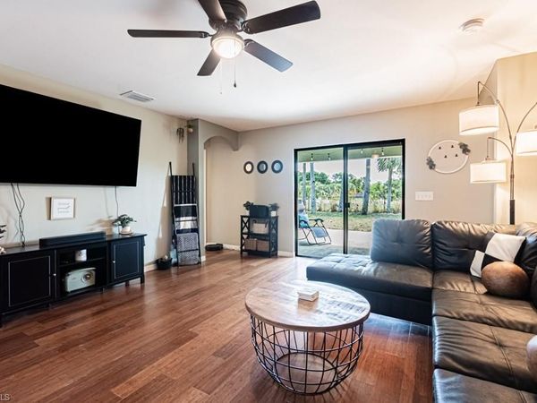 163 Shadow Lakes DR, LEHIGH ACRES, FL 33974